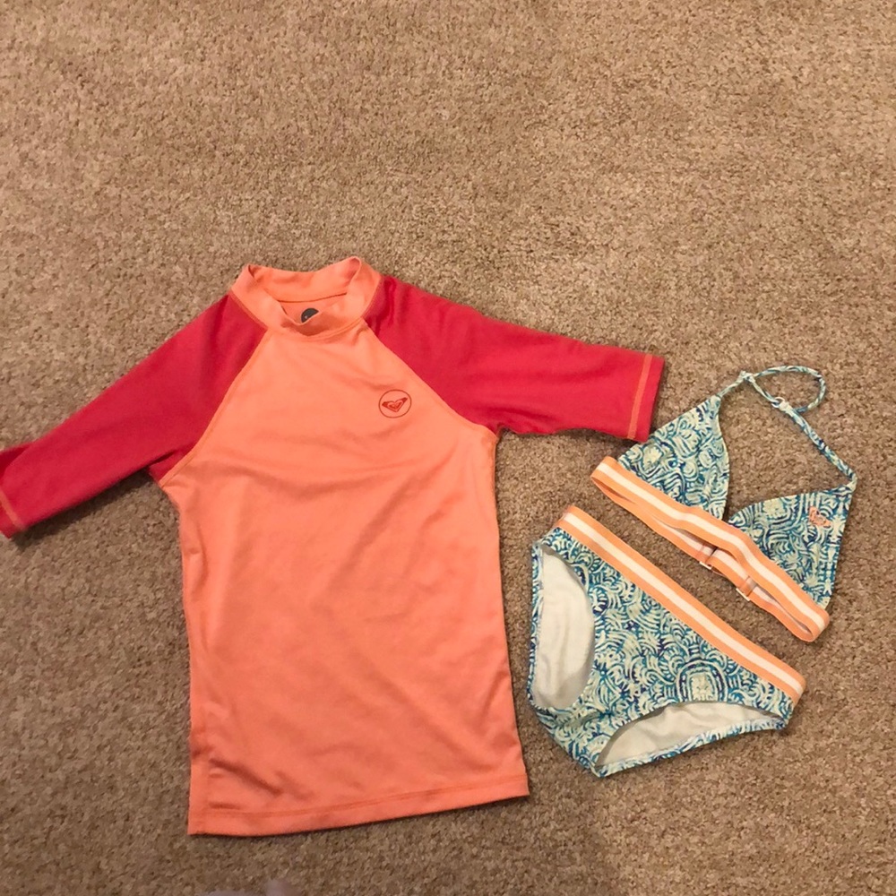 Rocky girl’s bikini size 10 with rash guard.